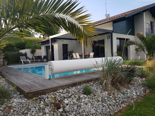 Maison avec piscine au Pays Basque, recherche été 2025 échange île d'Oléron ou Charente Maritime
