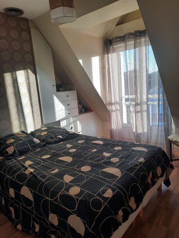 Dernier étage de la maison à disposition