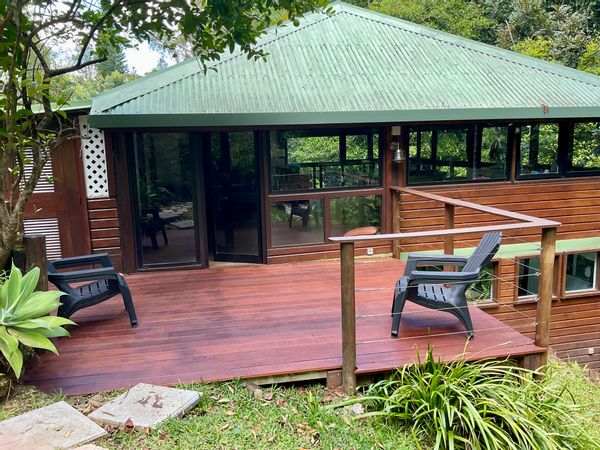 LE FARÉ, grand chalet tropical à proximité de Noumea