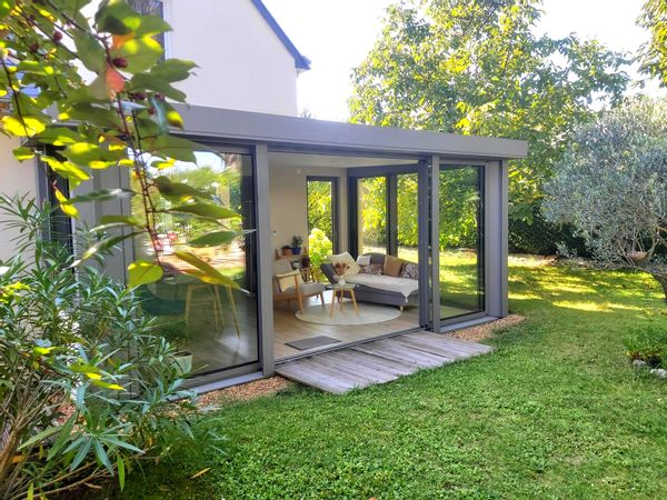 Une maison avec jardin confortable dans un environnement calme en campagne près d'Angers