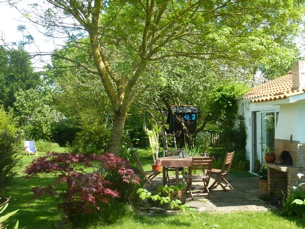 Maison de marais, en pleine nature, à 15 min des plages...