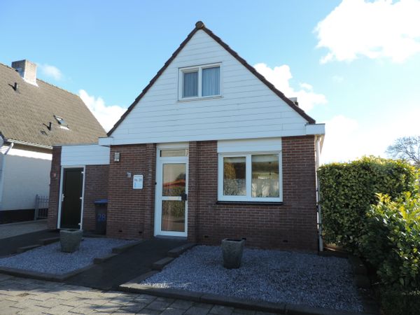 Detached bungalow in quiet area.