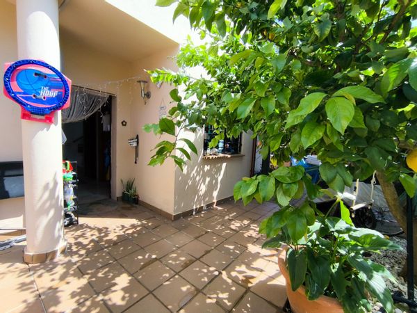 Great room very quiet close to Seville