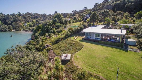 North Auckland peaceful coastal paradise.
