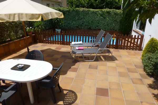 Belle maison avec piscine privée près de Barcelone