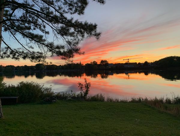 La maison bleue au bord de l'eau