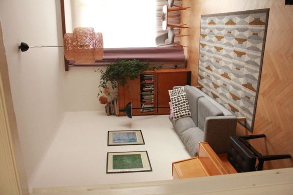 Spacious flat  /12 min to the centre