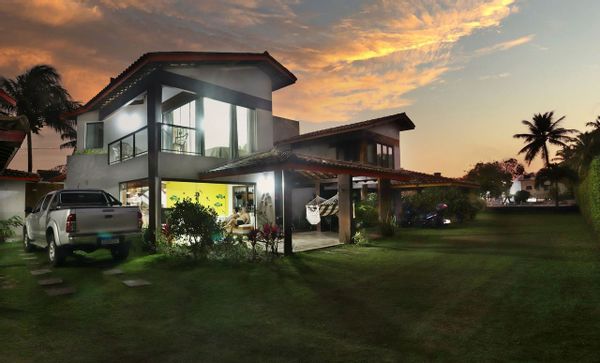 Simone's house