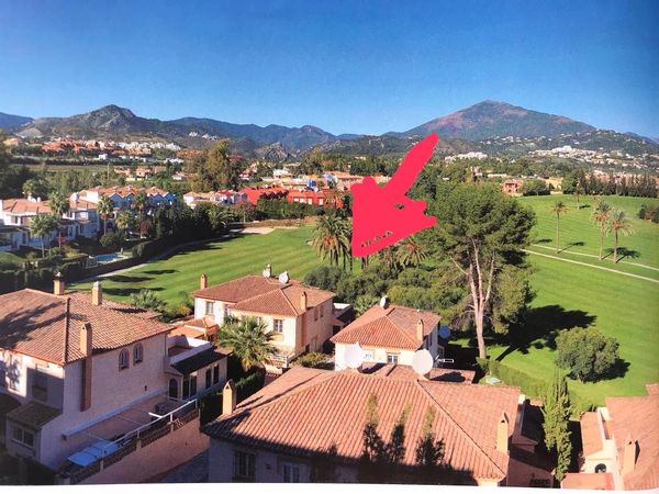 House along a golfcourse close by the sea in San Pedro de Alcantara (Marbella)