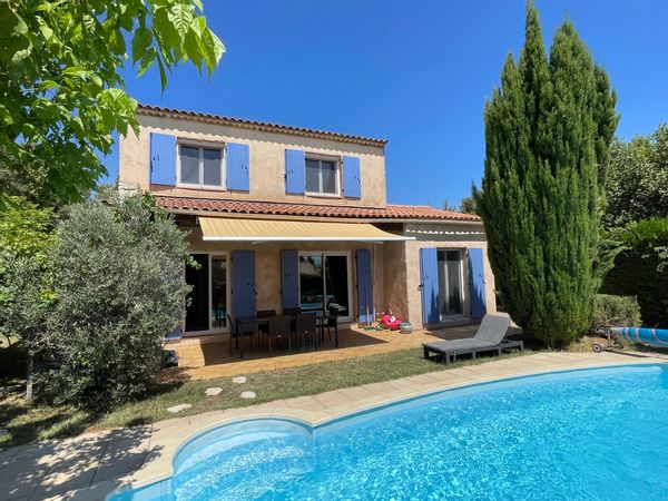 Home in La Fare-Les-Oliviers