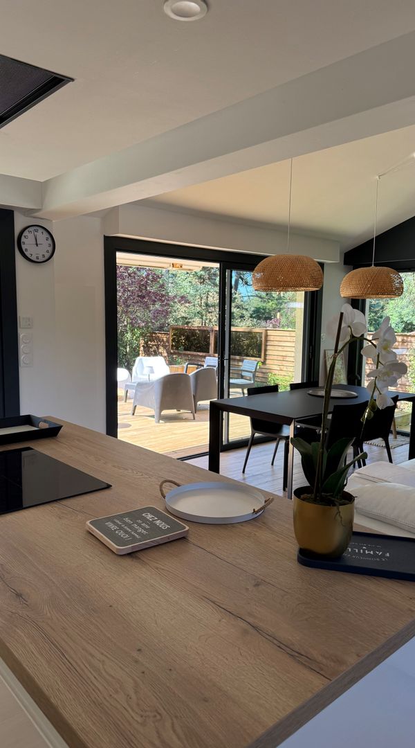 Maison de famille cosy  nouvellement rénovée avec passion  à 900m de la plage en forêt