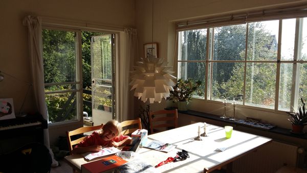3 bedroom flat in unique house with large garden + summer house