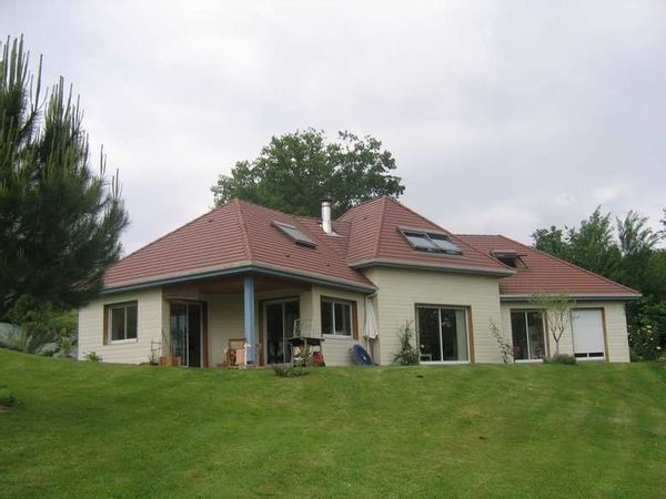 dans la campagne béarnaise idéal pour découvrir les charmes du Sud-ouest