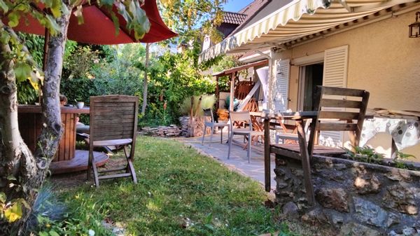 Maison avec jardin près de Paris