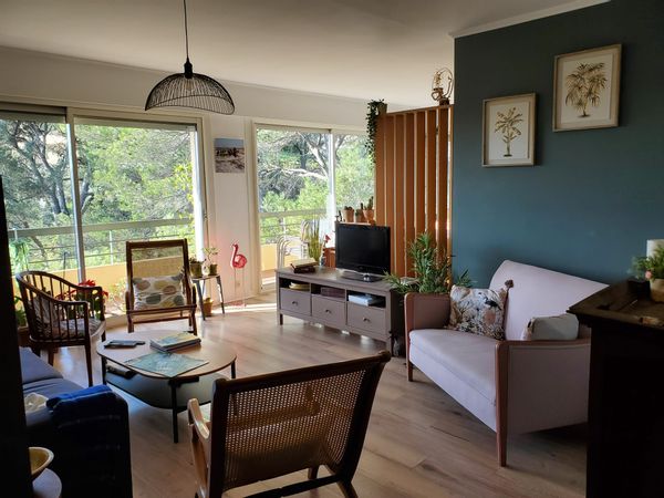 Perrine & Greg's house