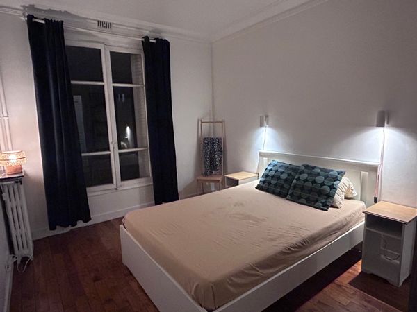 Bel appartement 2 pièces avec petit balcon parisien quartier Picpus Daumesnil