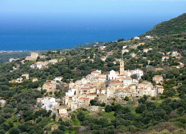 Charme d'un village de Balagne - Plages à 10mn