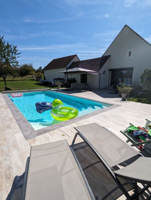 La maison de Jérémie & Tiphaine - piscine chauffée - Orléans - Les châteaux de la Loire - La Sologne