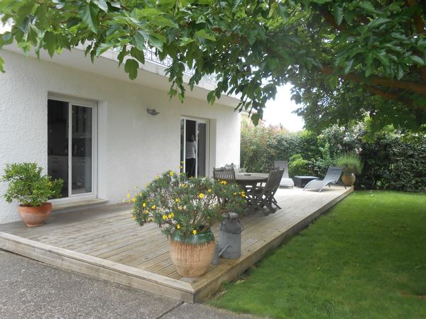Isabelle's house