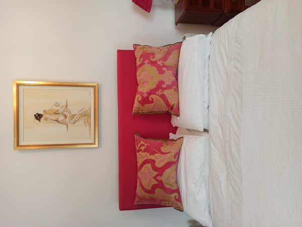 Stunning Cottage on Howth Peninsula. Ten or so steps from the beachLooking over Dublin Bay.