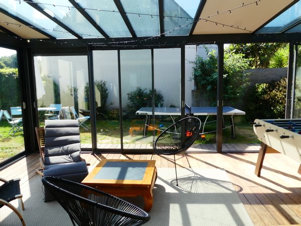 Grande maison, 4 chambres,  avec véranda exposée plein Sud à 20 minutes des plages