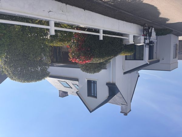 La maison d'Isabelle au bord de la mer et de la ria d'Etel dans le Morbihan