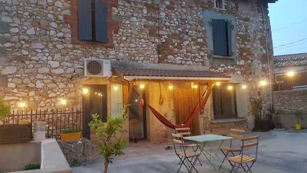 Ancienne ferme au pied du massif du Vercors