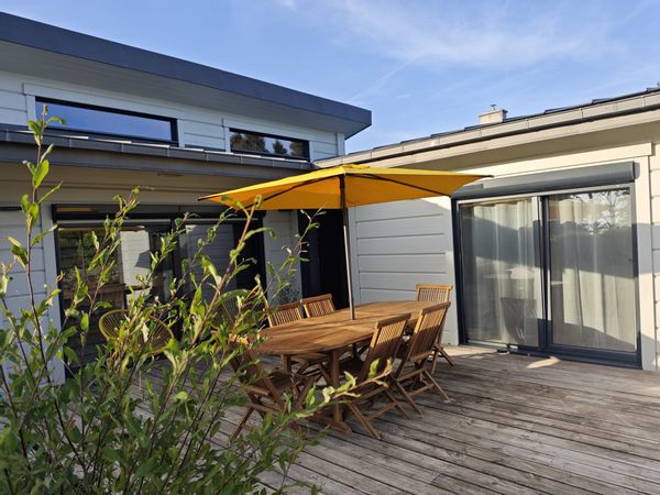 "Spacieux Chalet Plain-Pied en Bois Massif 6 personnes au coeur du Finistère !"