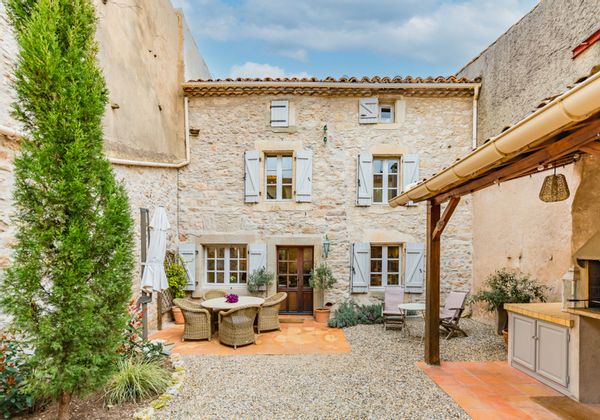 Casa em Villeneuve-Minervois