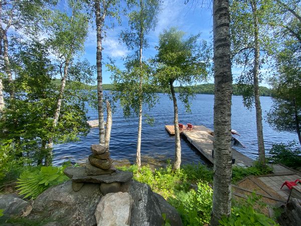 CUSTOM JEWEL MUSKOKA LAKEHOUSE