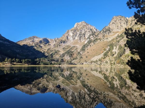 Maison de famille Pyrénées, authenticité et nature grandiose