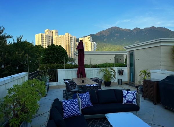 Rooftop Apartment in Mui Wo, Lantau Island, Hong Kong