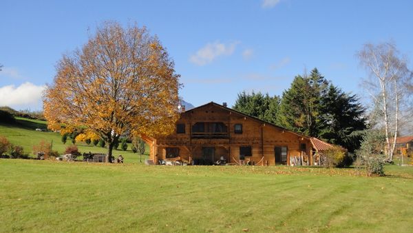Grand chalet à la campagne