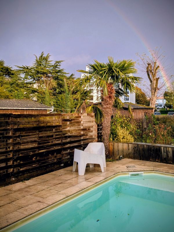 Maison jardin cheminée proche Bordeaux disponible fin d'année 2025