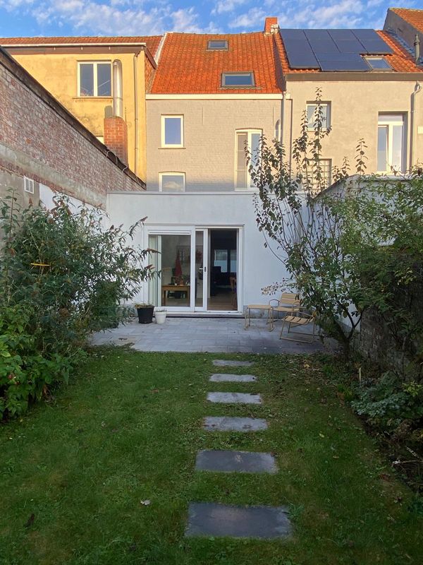 Cozy house near the city center