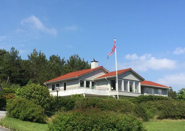 Big family home at the coast and mountain house