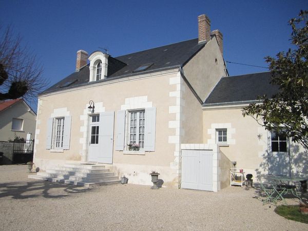 Maison au coeur de la Vallée de la Loire avec Piscine chauffée