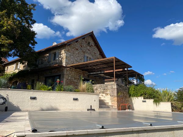 Pour les amoureux de randonnées et de vielles pierres!