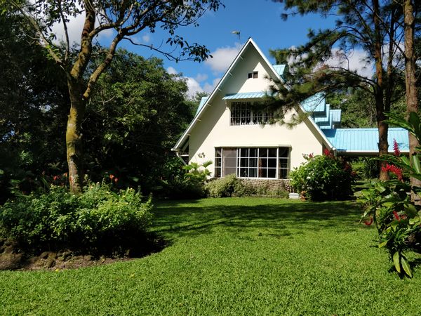 Mountain Chalet in Panamanian Highlands