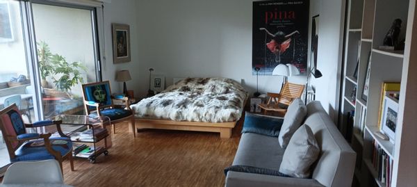 Grand appartement standing immeuble 70 à deux minutes à pied du centre historique