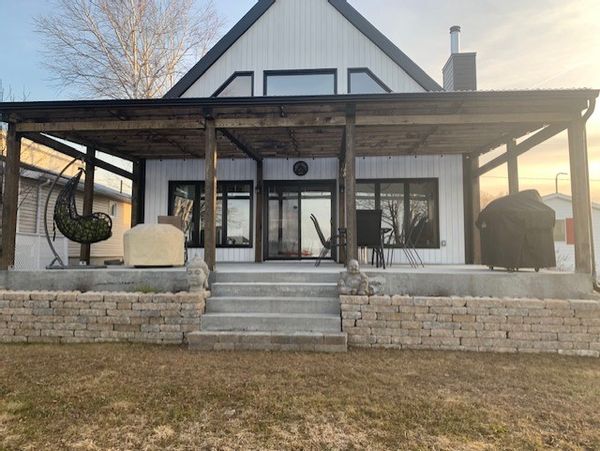 Maison sur le bord de l'eau !