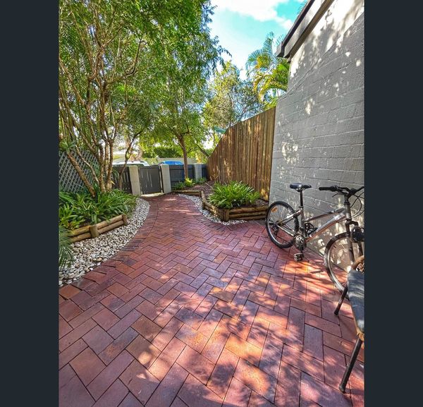 Two Bedroom Townhouse - Noosaville/Noosa Heads