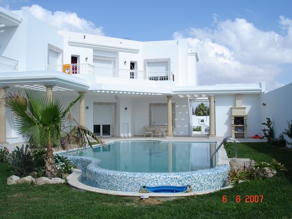 Casa em سكرة