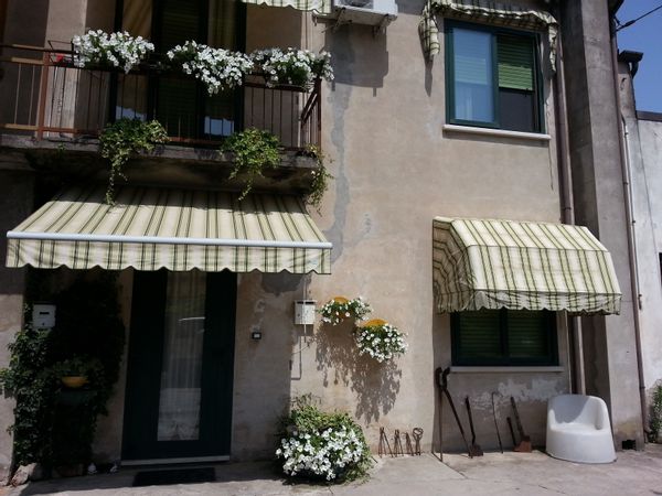 VISIT VERONA AND STAY IN OUR HOME (We travel with a little dog).