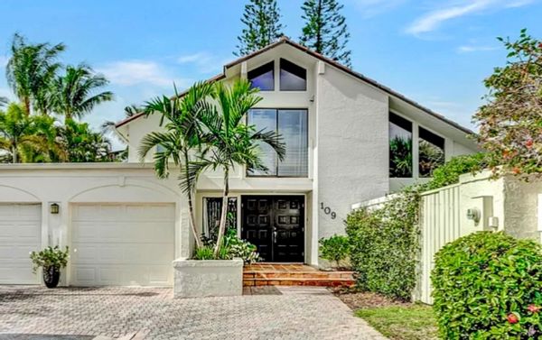 3-Bedroom Beach Community Home in Jupiter, Florida