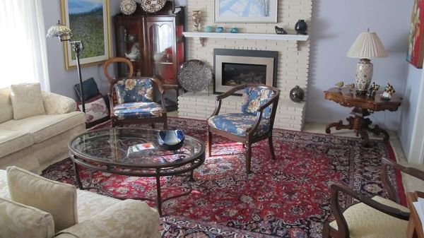 Large Family house, 1 hour to Rockies