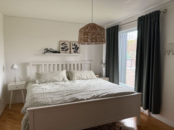 Warm & Inviting Home in Cap-Rouge, Québec • Perfect Location