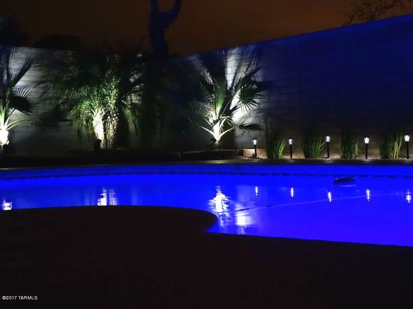 Tucson Desert Modern 2 bedroom 2 bath home with private pool and office