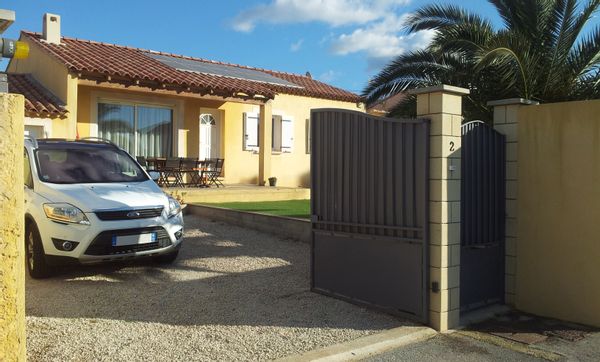 Maison avec piscine proche de la mer