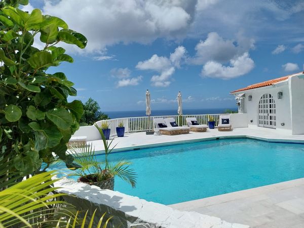 Spacious villa with stunning 180° sea views, GP at least 3 weeks or reciprocal